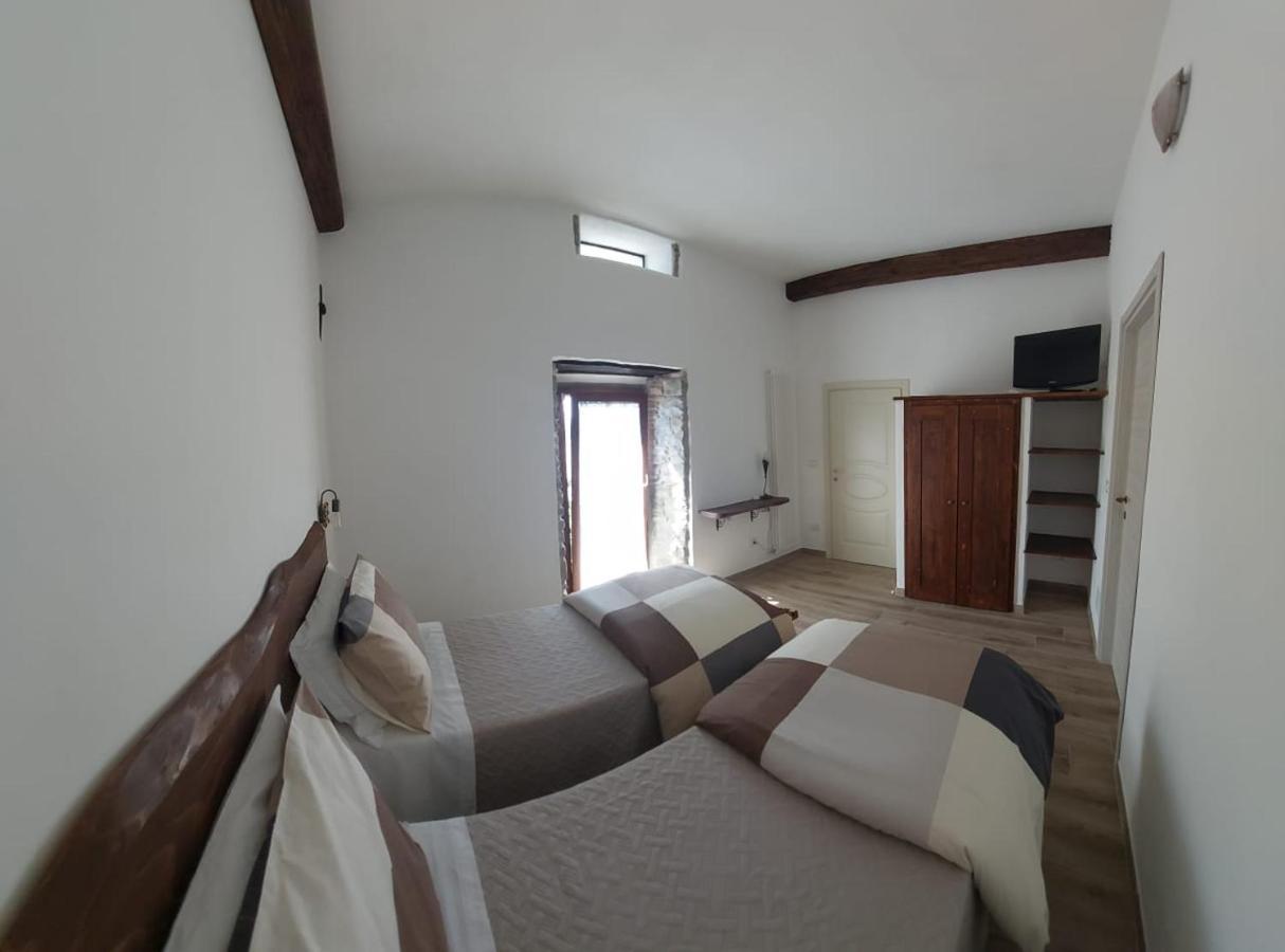 B & B Giu & Dany Bruscoli Kültér fotó